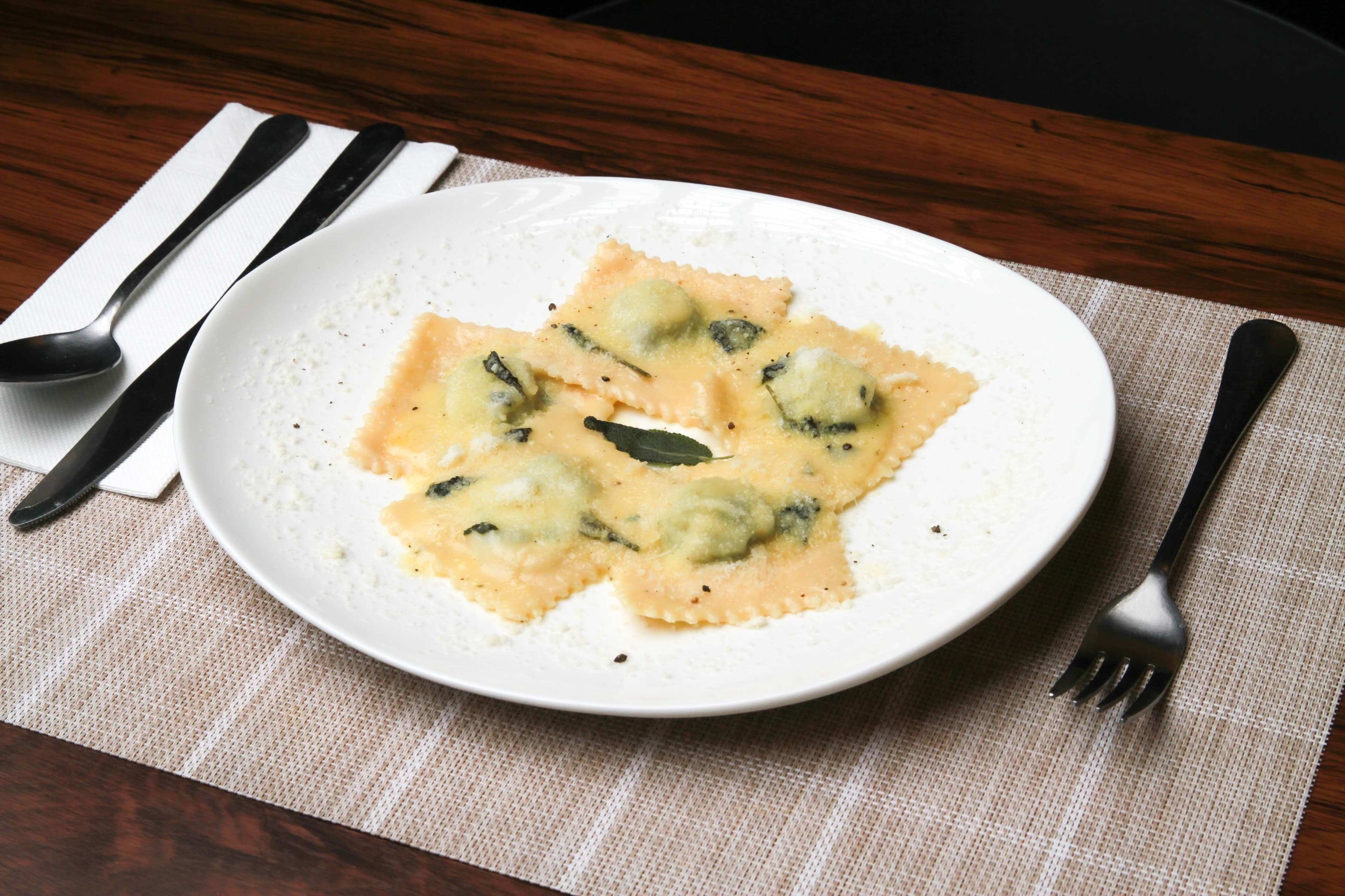 Ravioli Burro & Salvia